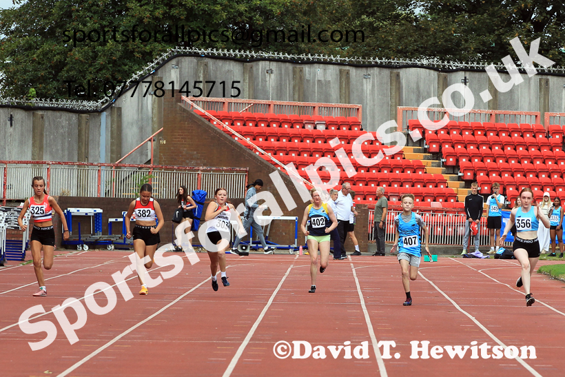 100 metres, Gateshead Tartan Games.  Photo: David T. Hewitson/Sports for All Pics
